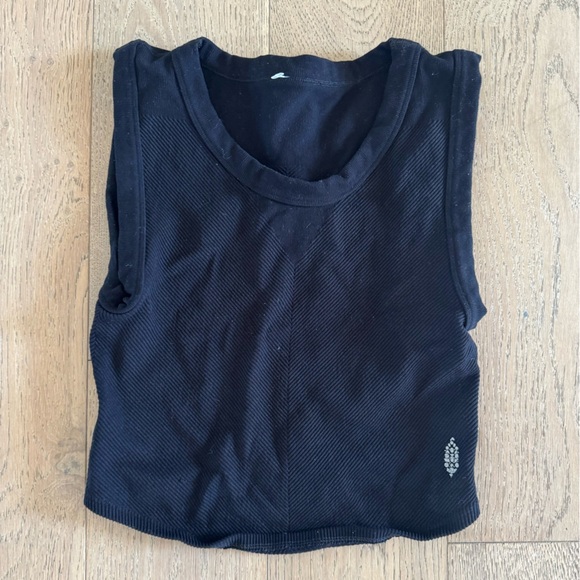 Free People Cropped Seamless top Black M/L - Picture 1 of 4